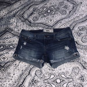 Hollister Jean Shorts!